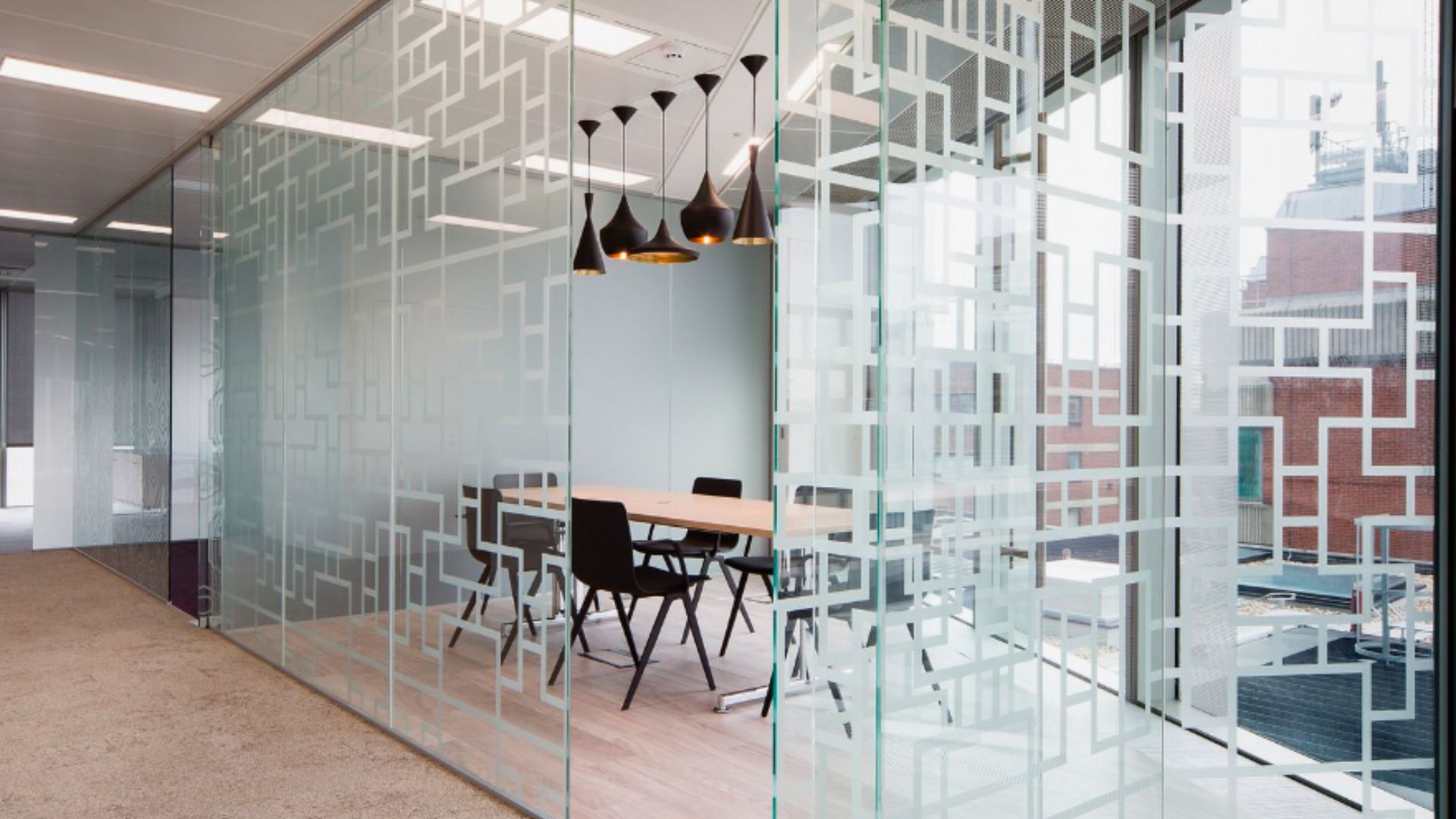 5 Benefits of Using Glass Partition Stickers in Your Workspace